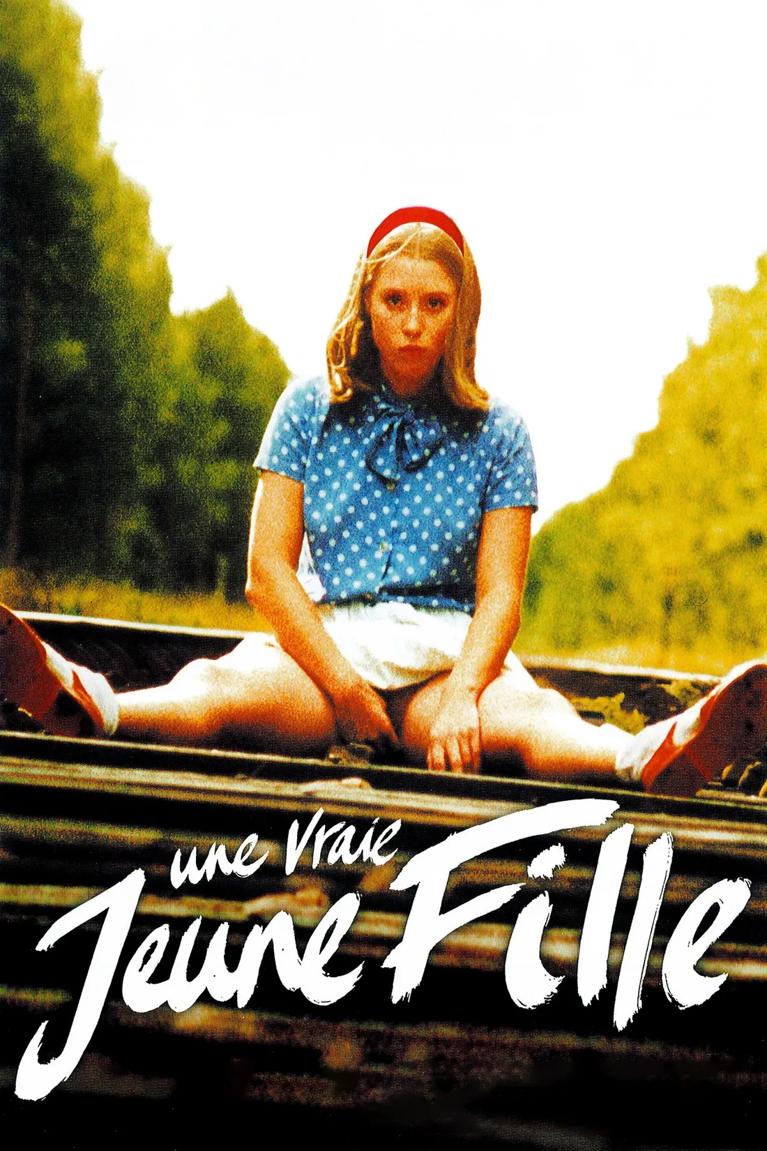 Une vraie jeune fille (1976)